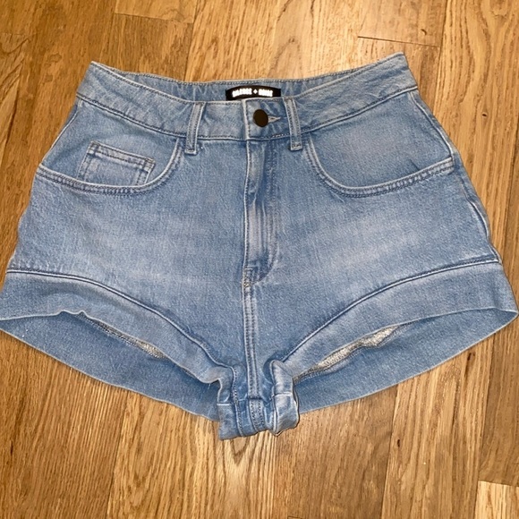 Silence + Noise shorts size 27 - Picture 1 of 7